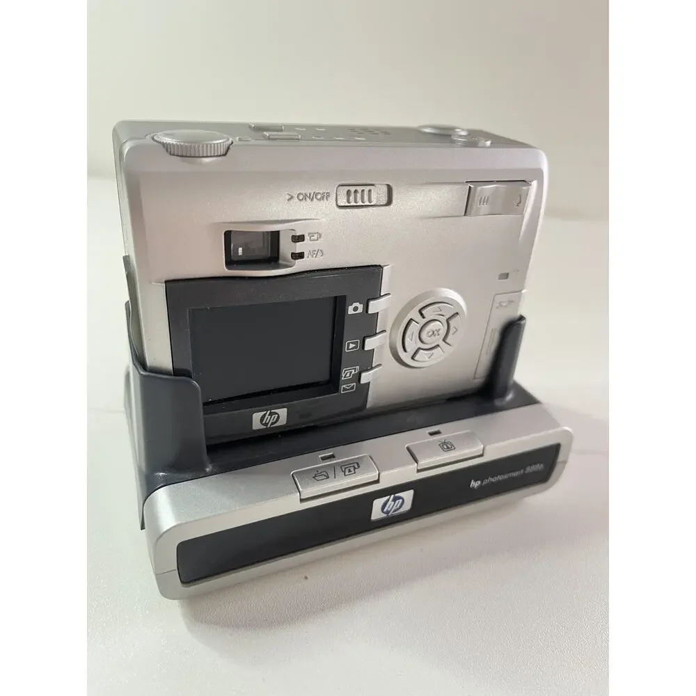HP Photosmart 8886 Camera 5.3MP 21x Zoom Tested Docking Station Strap